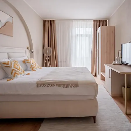Hotel Amarea Boutique 4*
