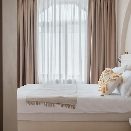 Amarea Boutique 4*